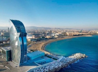 ven a disfrutar de la costa barcelonesa